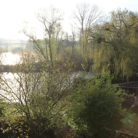 Des Lavandieres En Bordure De Vienne Prázdninový dům *