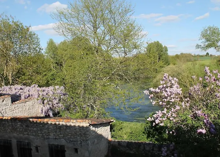 Сasa de vacaciones Des Lavandieres En Bordure De Vienne
